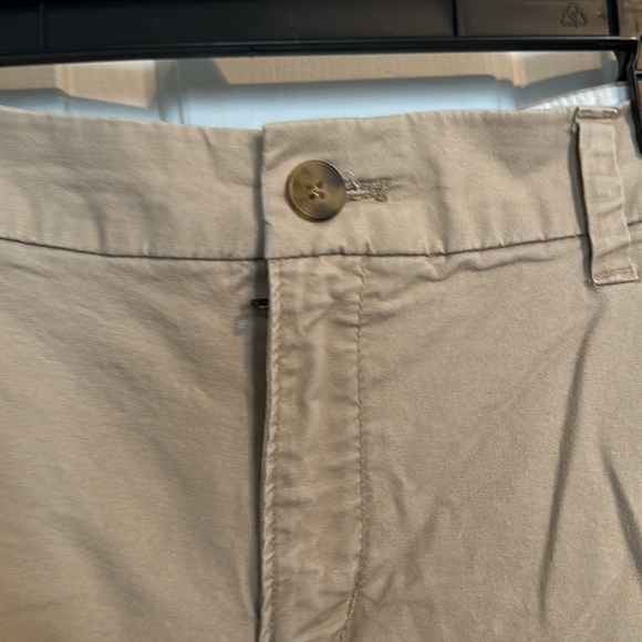 Old Navy Tan Short size 16 - Picture 2 of 3